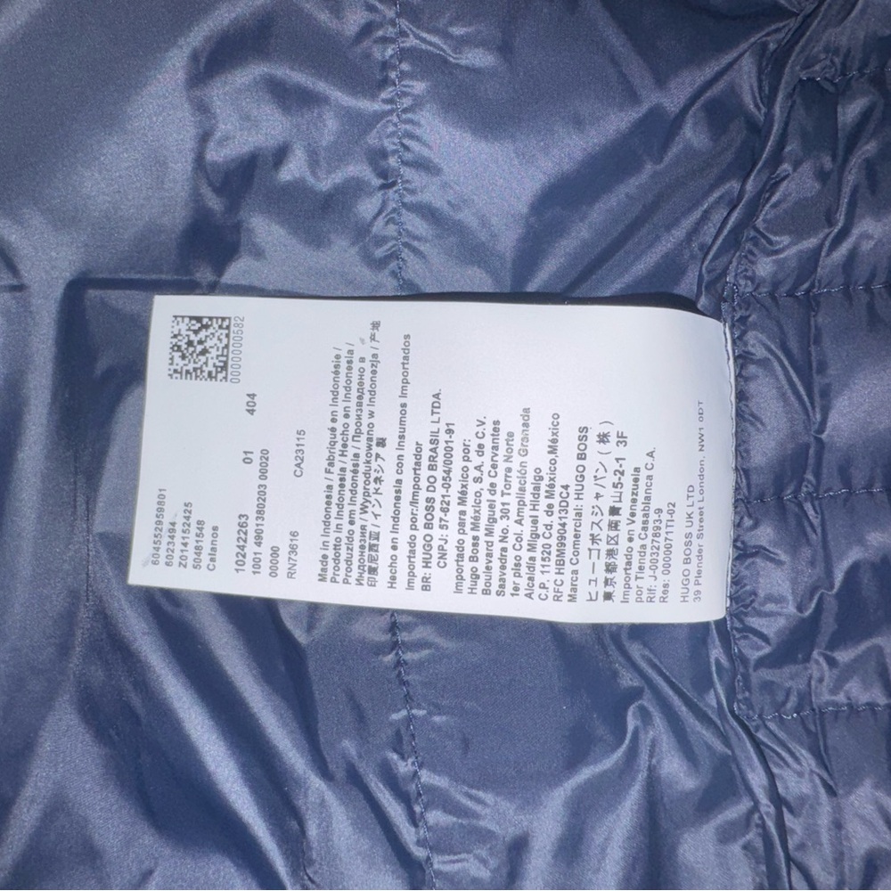 Hugo Boss Navy Blue Puffer Jacket - Picture 10 of 10